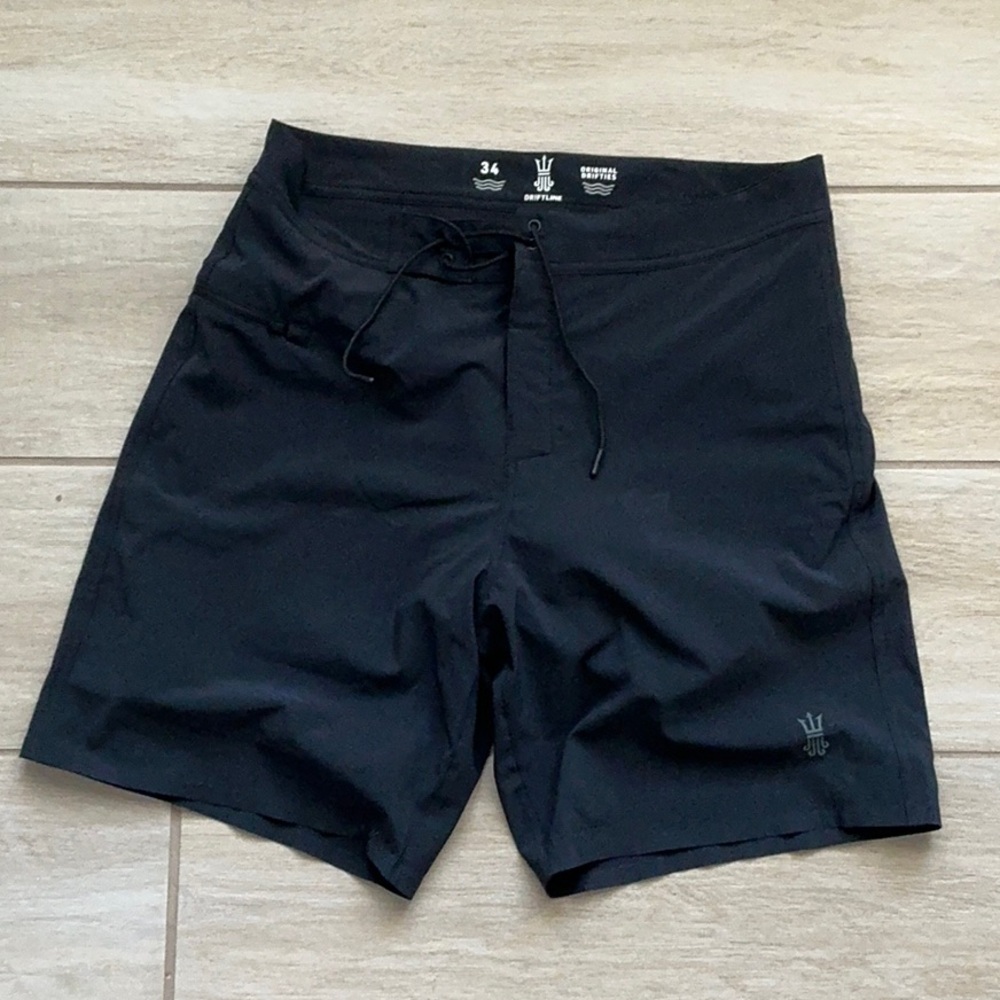 Driftline Men's Neoprene lined Black board Shorts